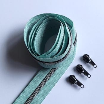 Reissverschluss & Zipper im Set (Gunmetal/Mint)